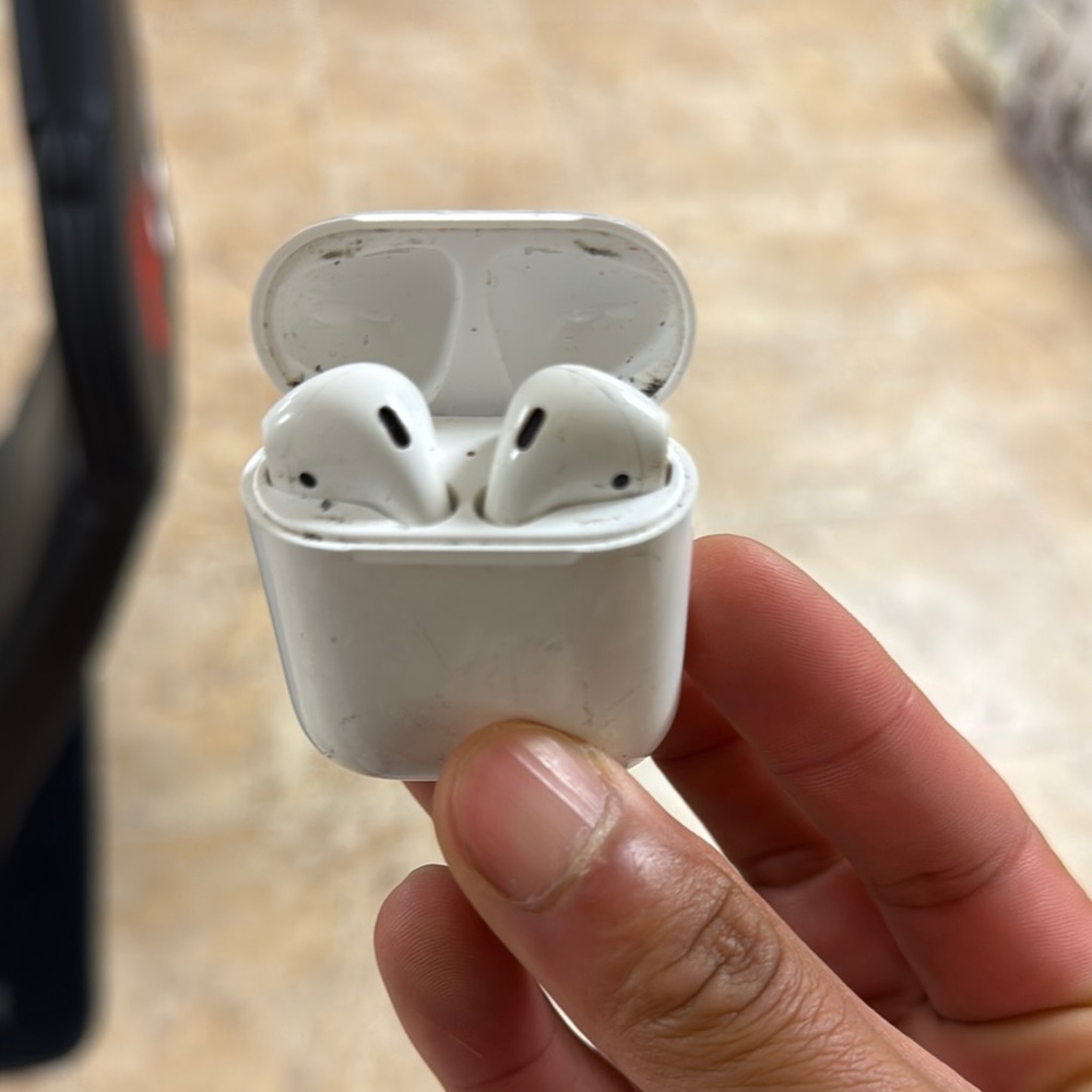 Apple AirPods Earbuds with Charging Case
